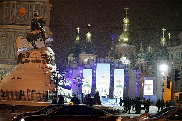 Від церковних гімнів Тимошенко на концерт до Януковича (ФОТО)