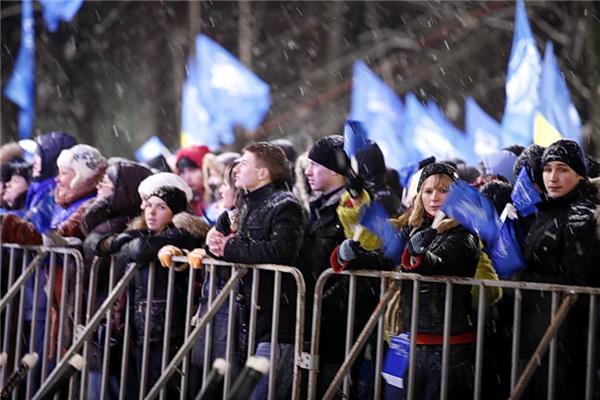 Від церковних гімнів Тимошенко на концерт до Януковича (ФОТО)