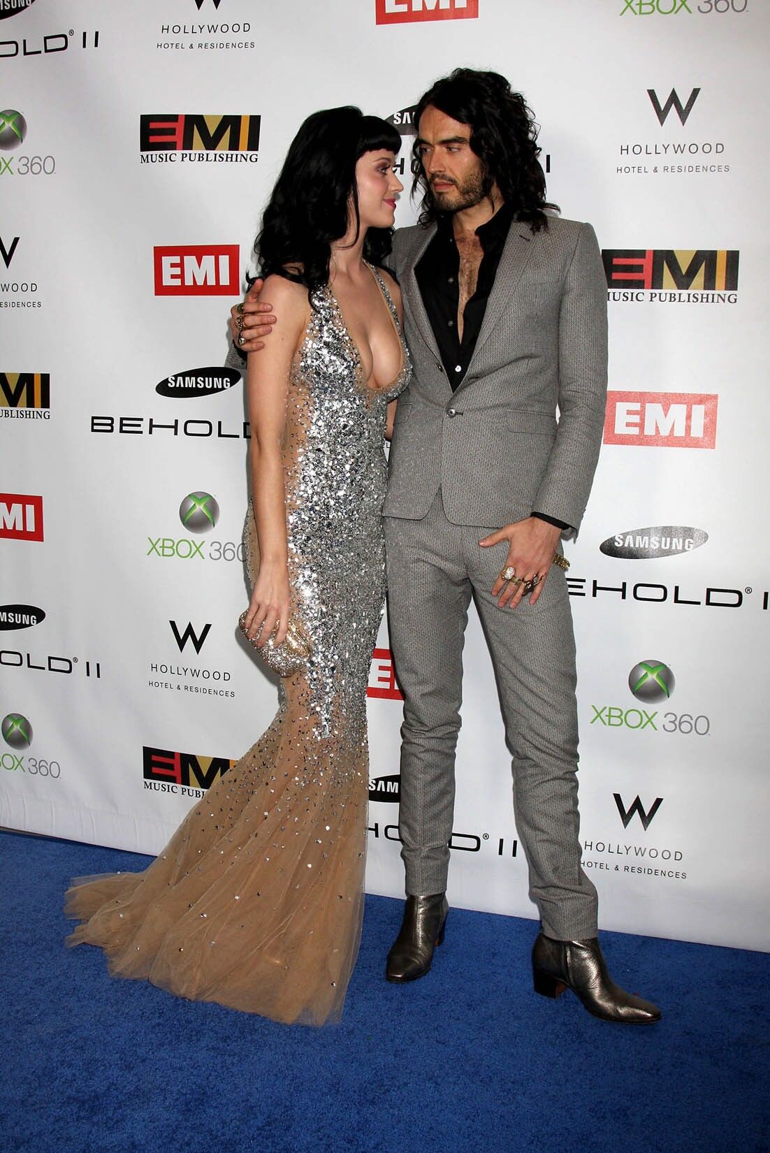 Кэти Перри развесила свою грудь на "Гремми"