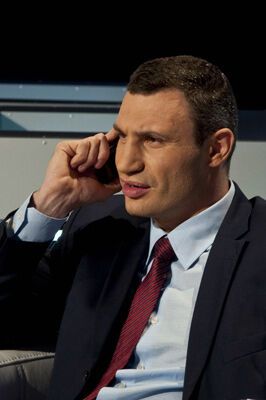 Війна мов у Шустера. ФОТО