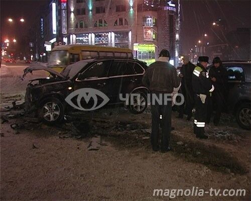 ДТП: на площади Победы столкнулись три авто