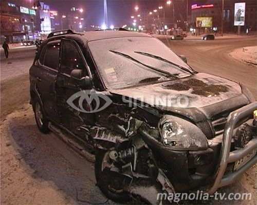 ДТП: на площади Победы столкнулись три авто