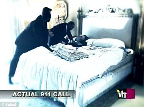 Американское телевидение показало Майкла Джексона в морге. ФОТО