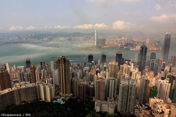 Гонконг утонул в тумане. ФОТО