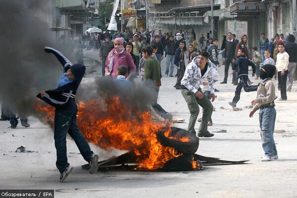 Ізраїльська поліція закидала палестинців гранатами. ФОТО