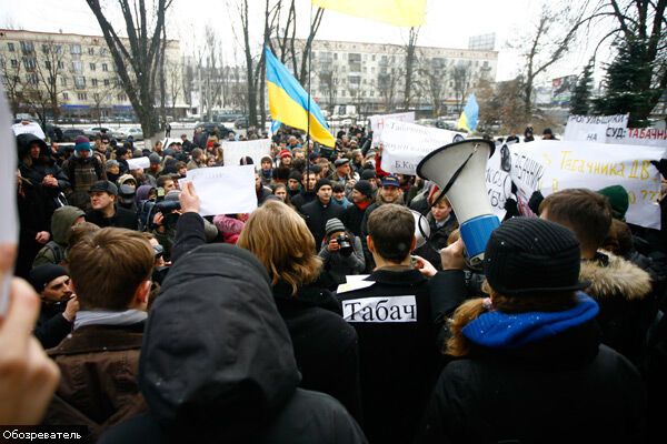 Київським студентам Табачник не заважає. ФОТО