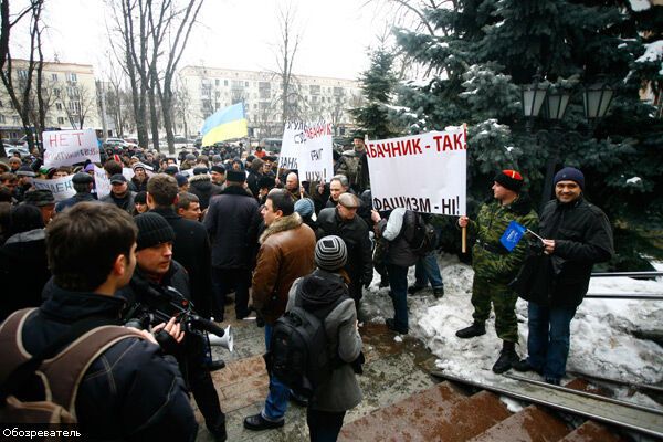 Київським студентам Табачник не заважає. ФОТО