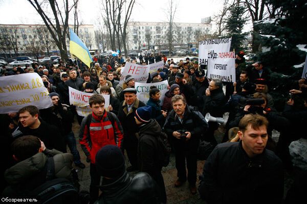 Київським студентам Табачник не заважає. ФОТО