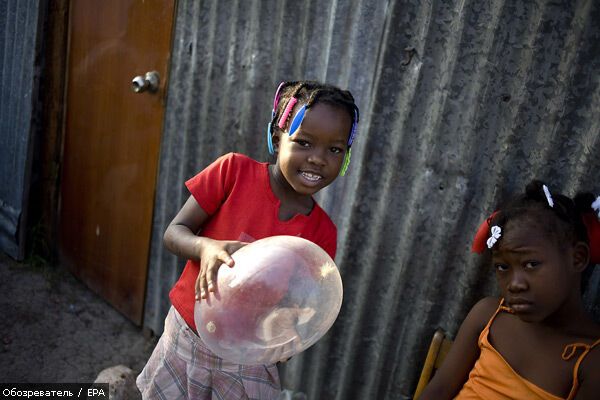 Життя після катастрофи. Кращі фото з Гаїті