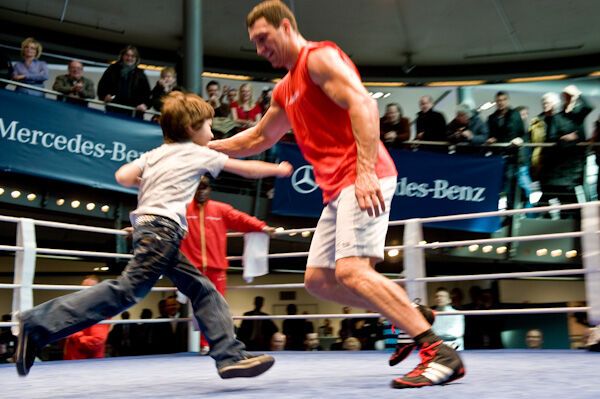 Как Кличко будет "убивать" Чемберса (фото) 