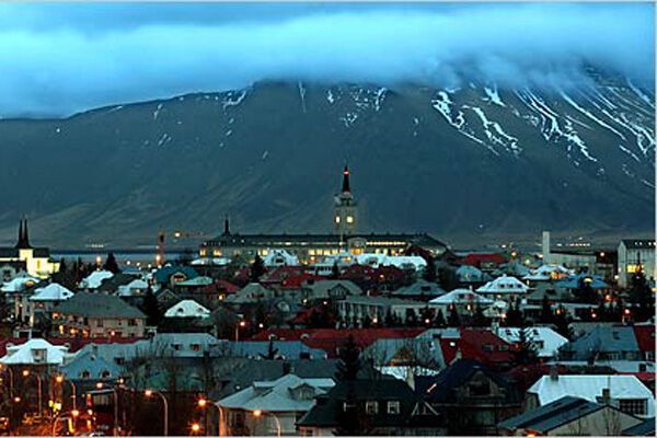 В Исландии эвакуированы сотни людей