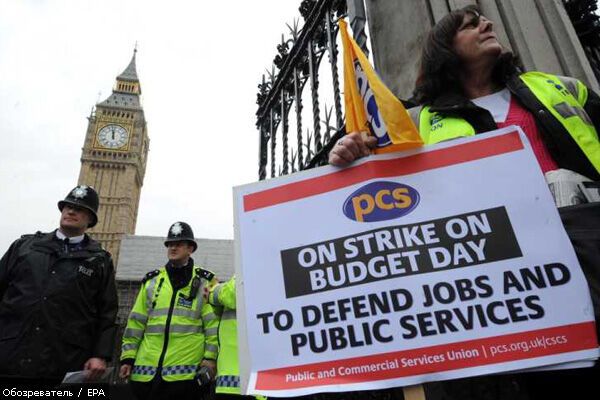 Британцы митингуют в ожидании бюджета