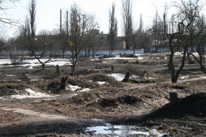 В Киеве уничтожен парк "Орлятко" (ФОТО)