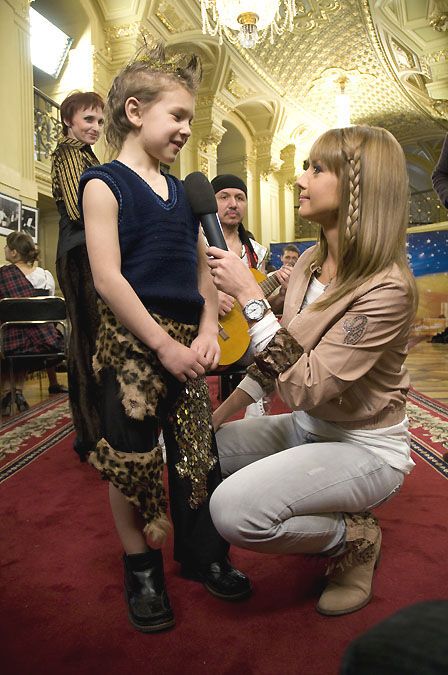 Оксана Марченко cменила имидж для "Україна має талант-2" (Статьи)