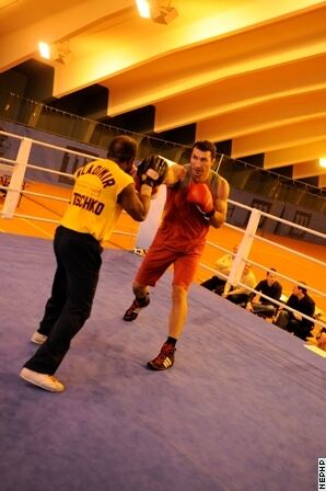 Кличко провел открытую тренировку (фото) 