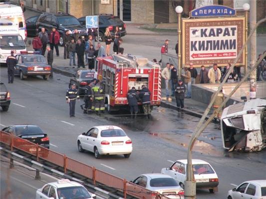 Жуткая авария в центре Киева! ФОТО