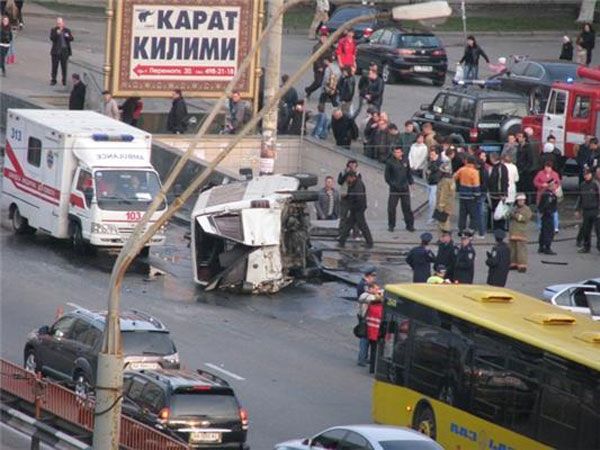 Маршрутка с пассажирами попала в трагическое ДТП (ФОТО)