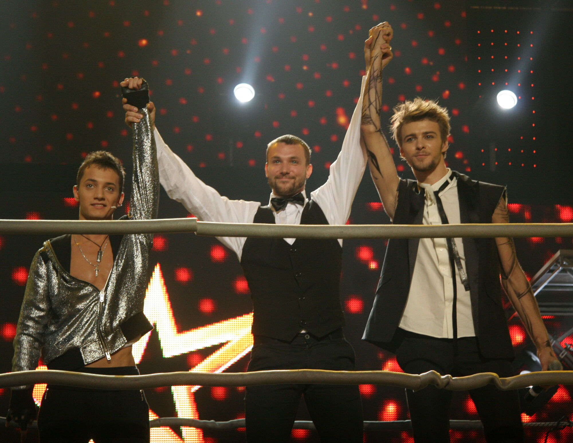 Бориса Апреля подвесили и выгнали из "Фабрики.Суперфинал"