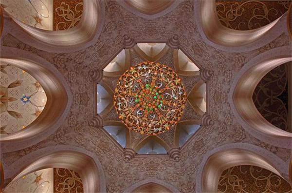 Сокровище шейха Заида. Белая мечеть в Абу-Даби