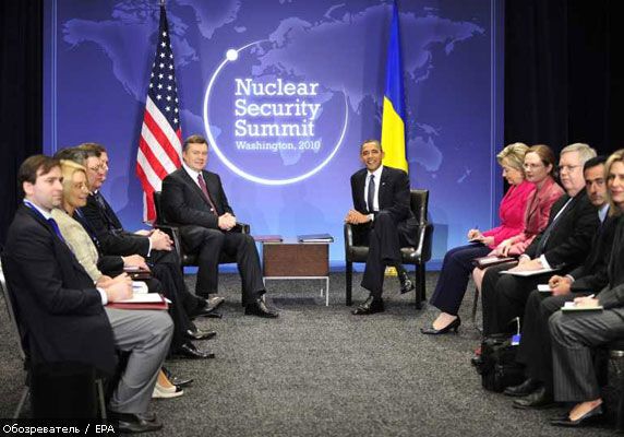 Янукович в США: что обещал украинский президент. ФОТО