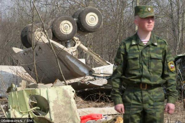 Нові фото з місця падіння польського Ту-154