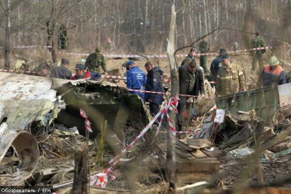 Нові фото з місця падіння польського Ту-154