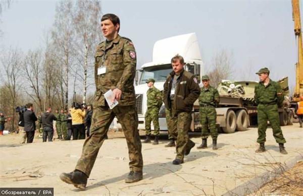 Начался перенос обломков самолета президента Польши