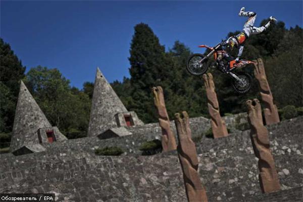 14 апреля 2010 года в фотографиях