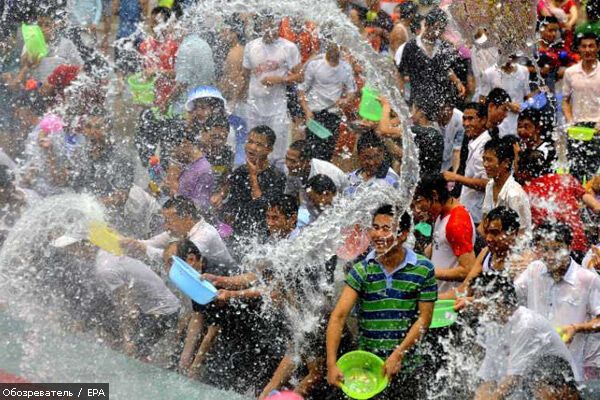 Туристам рекомендуют опасаться китайских буддистов