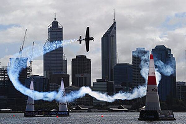 15 апреля 2010 года в фотографиях