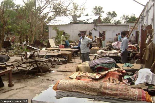 Число жертв потужного циклону в Індії досягла 120 осіб