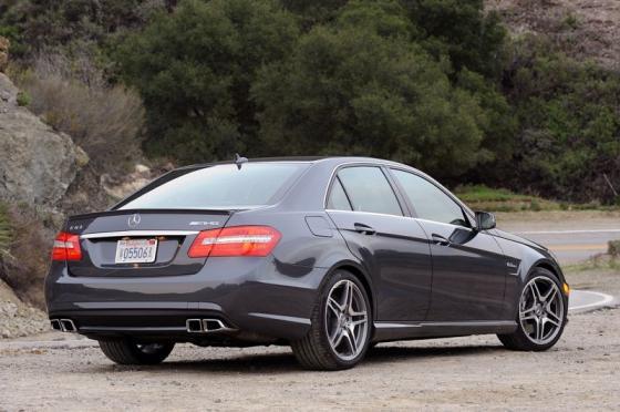 Свежие снимки форсированной Mercedes-Benz E63. ФОТО