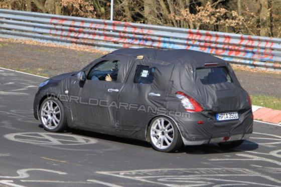 Появились шпионские снимки Suzuki Swift 2011. ФОТО