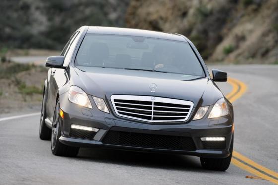 Свежие снимки форсированной Mercedes-Benz E63. ФОТО