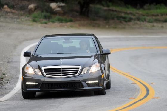 Свежие снимки форсированной Mercedes-Benz E63. ФОТО