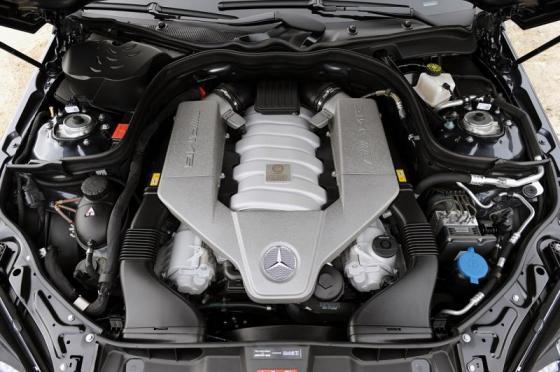 Свежие снимки форсированной Mercedes-Benz E63. ФОТО