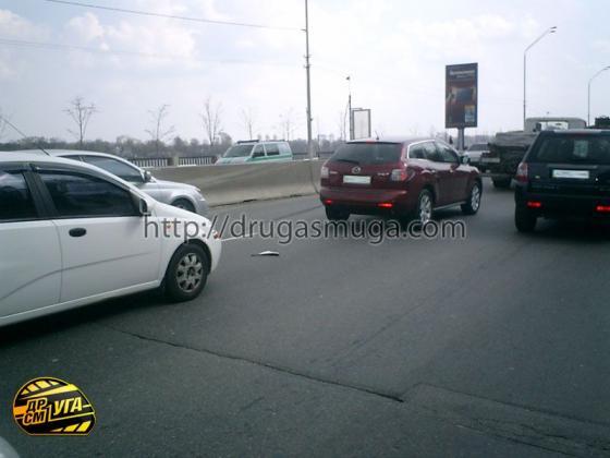 Авто совершило кульбит, не нарушая ПДД. ФОТО