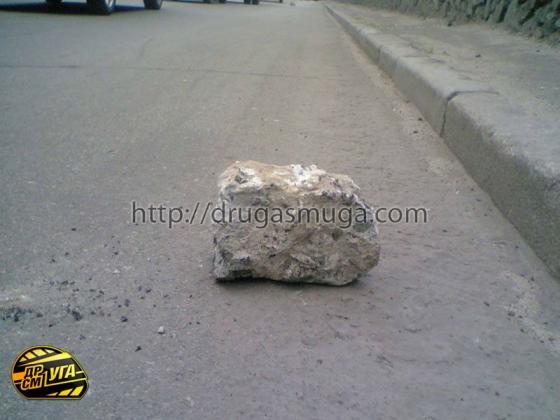 Авто совершило кульбит, не нарушая ПДД. ФОТО