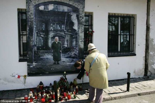 Польша похоронила президента и его супругу