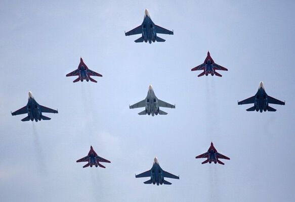 Парад Победы: украинская и российская версии