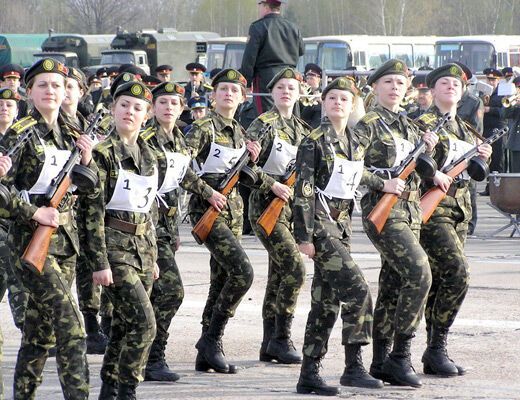 Парад Победы: украинская и российская версии