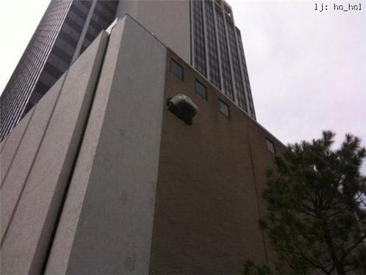 Американський пенсіонер переплутав передачі