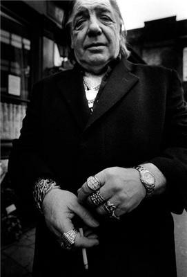 Будні кримінального угруповання з лондонського East End