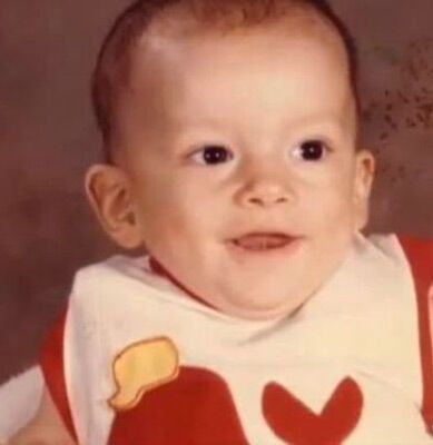 Кенни - человек-полтела. ФОТО и ВИДЕО