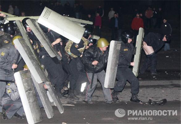 В России против шахтеров бросили ОМОН. ФОТО, ВИДЕО