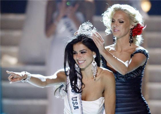 Переможницею "Міс США 2010" стала пекуча брюнетка