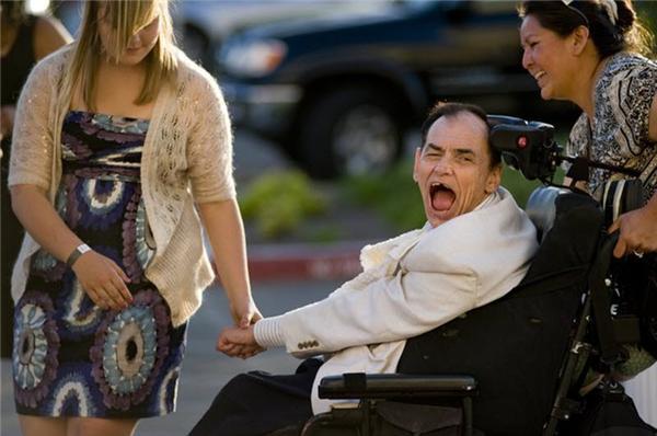 У Сакраменто відбувся бал для інвалідів