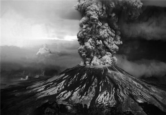 Уникальные снимки извержения вулкана Св. Елены 