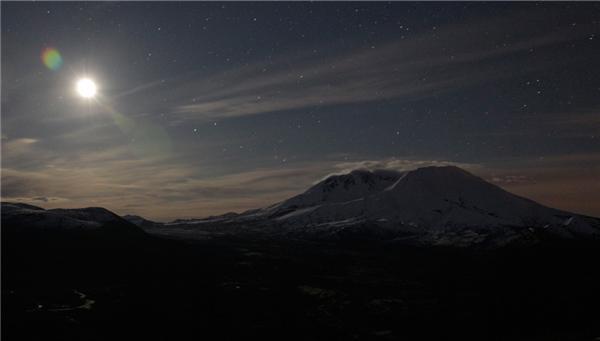 Унікальні знімки виверження вулкана Св. Олени