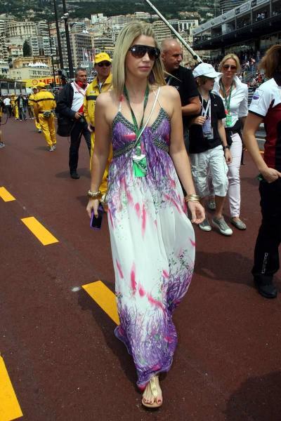 Горячие девушки на Формуле-1 в Монако. ФОТО